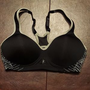 Black and gray sports bra